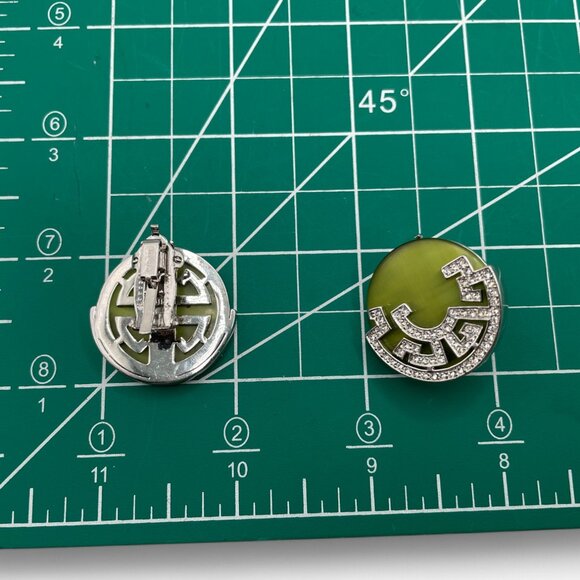 Vintage BUTLER 5th Ave Jade Glass & Pave Rhinestone Silver Tone Clip on Earrings - Picture 10 of 10